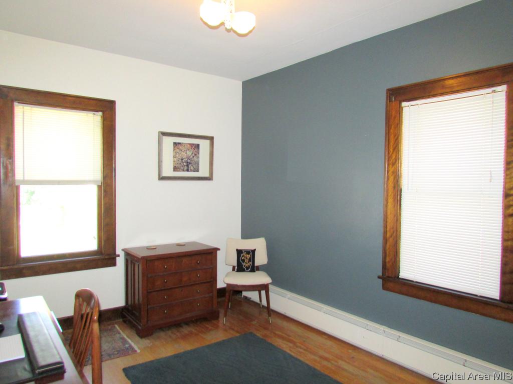 1917 South Walnut Street Springfield, IL 62704 - Photo 14 of 22