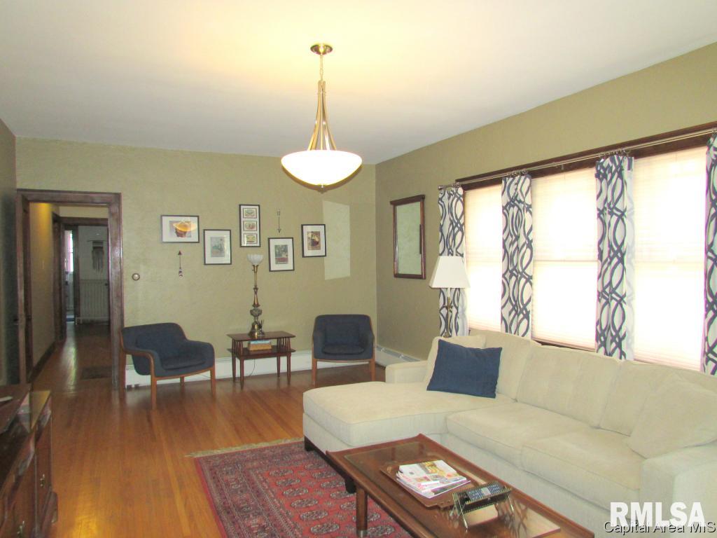 1917 South Walnut Street Springfield, IL 62704 - Photo 4 of 22