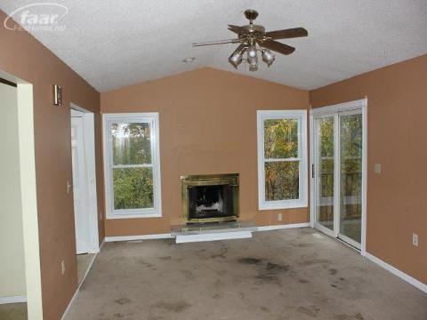 15187 McCaslin Lake Road Linden, MI 48451 - Photo 3 of 24 20152613-2.JPG