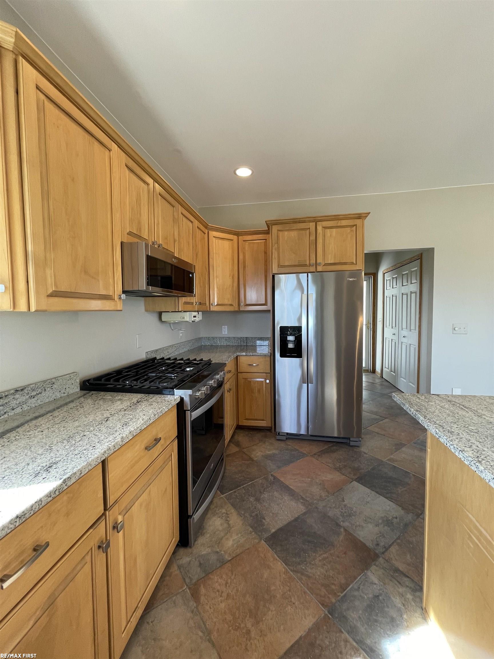 20730 32 Mile Road Ray, MI 48096 - Photo 10 of 50 50173181-b9086ca7-a6b0-4817-94fe-90713cf3ca2a.JPG