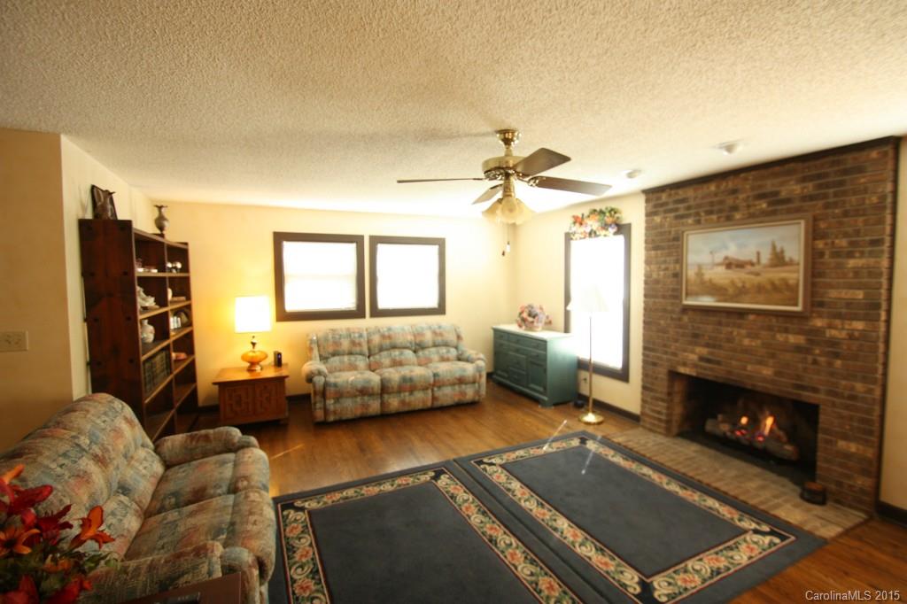 2805 Shopton Road Charlotte, NC 28273 - Photo 5 of 18 Gallery Image 5