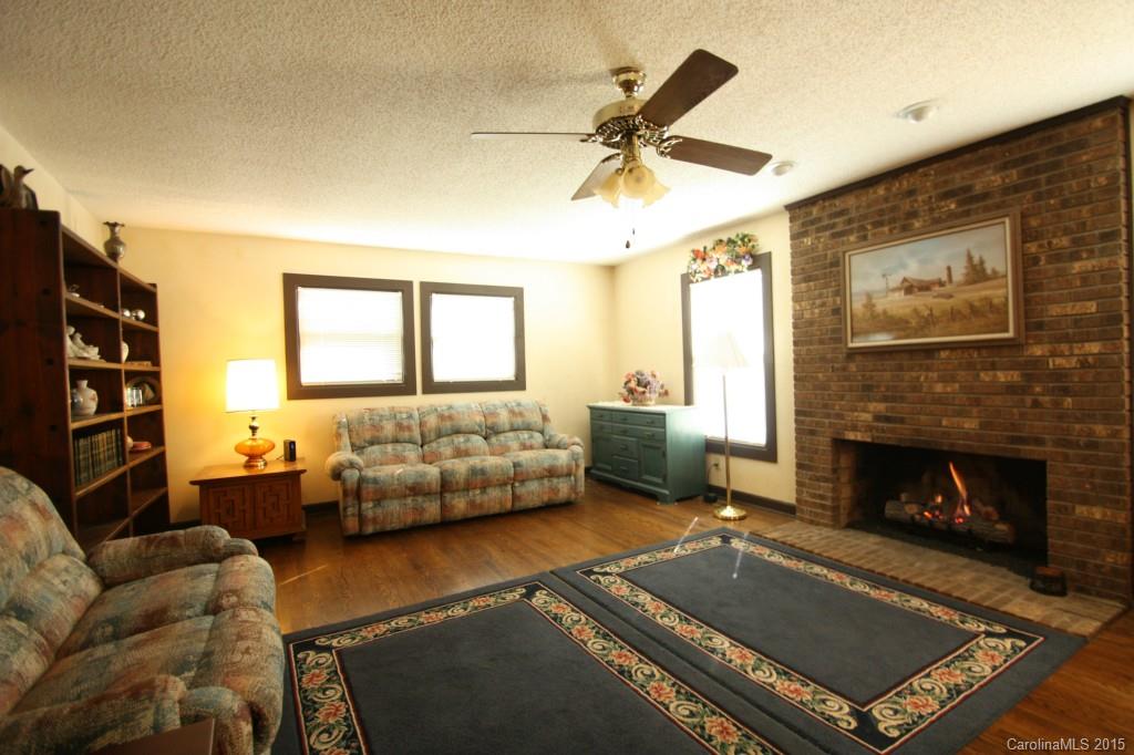 2805 Shopton Road Charlotte, NC 28273 - Photo 7 of 18 Gallery Image 7