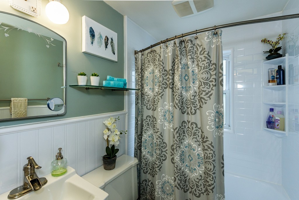 18 Keane Road Boston, MA 02132 - Photo 9 of 11 Gallery Image 9