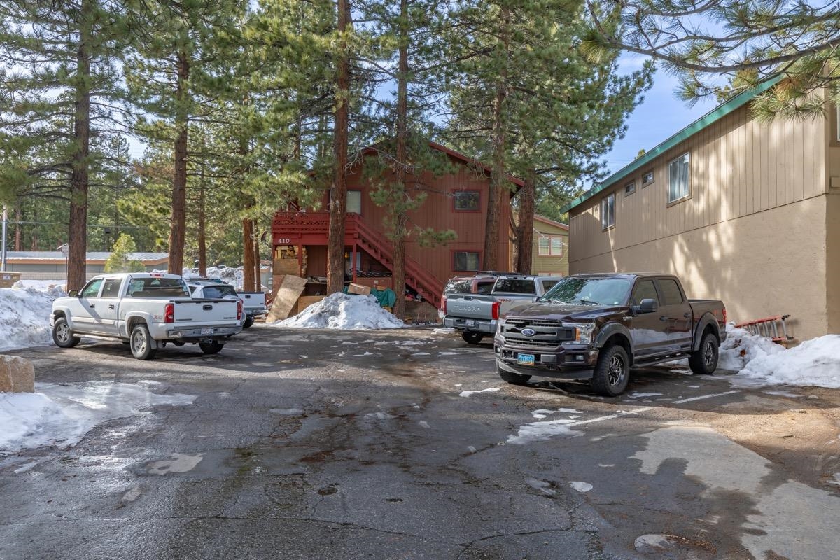 410 Chaparral Road Mammoth Lakes, CA 93546 - Photo 8 of 9 a car parked in front of a house