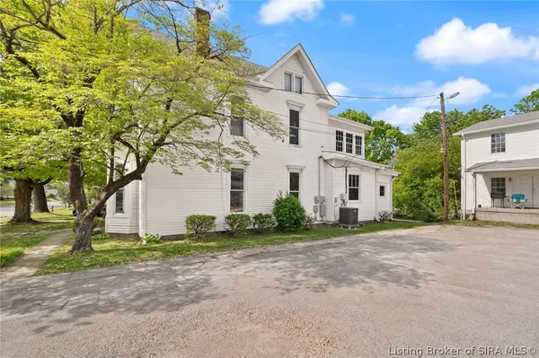 621 North Capitol Avenue, Corydon, IN 47112