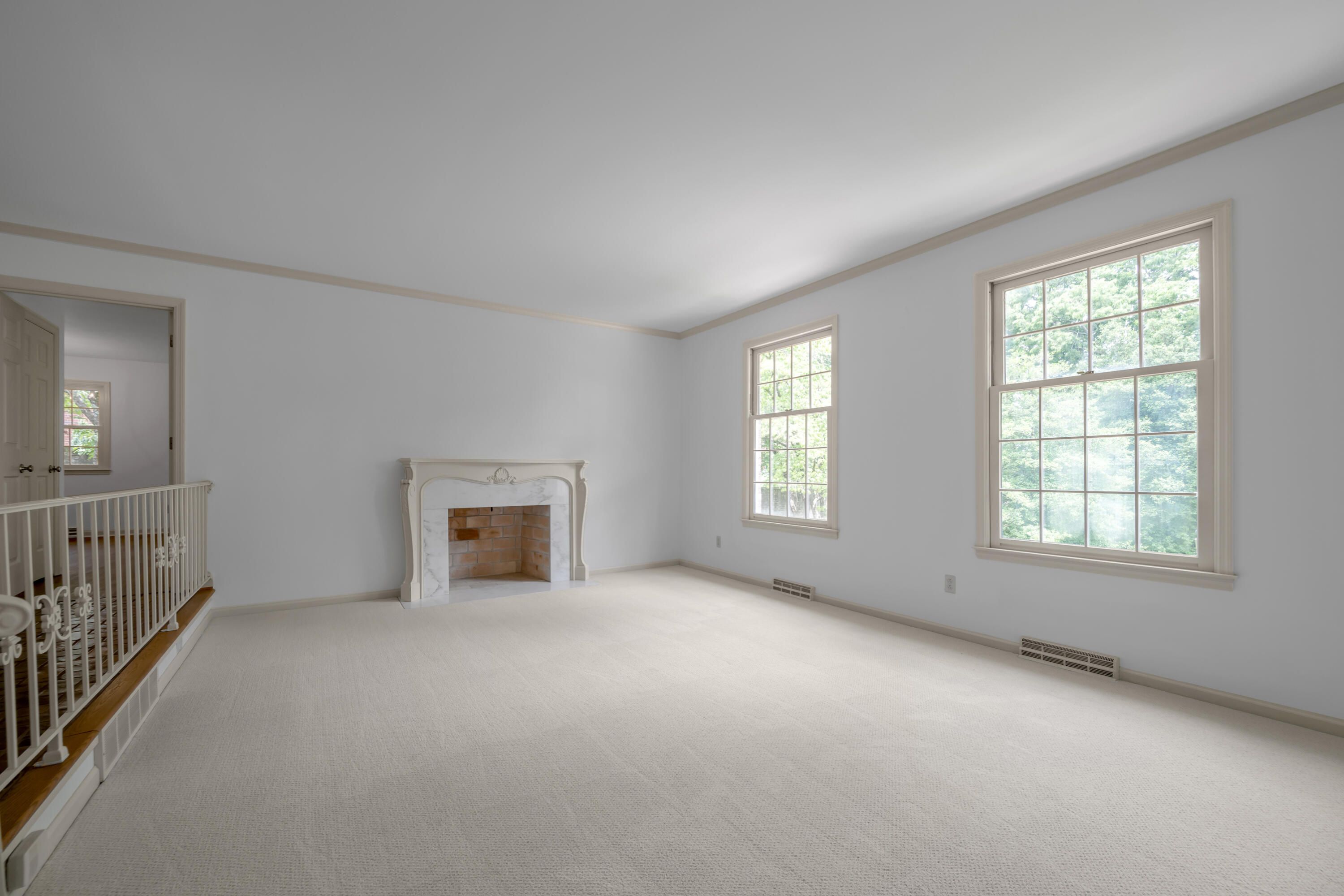 924 Chinoe Road Lexington, KY 40502 - Photo 27 of 70 Formal Living Room