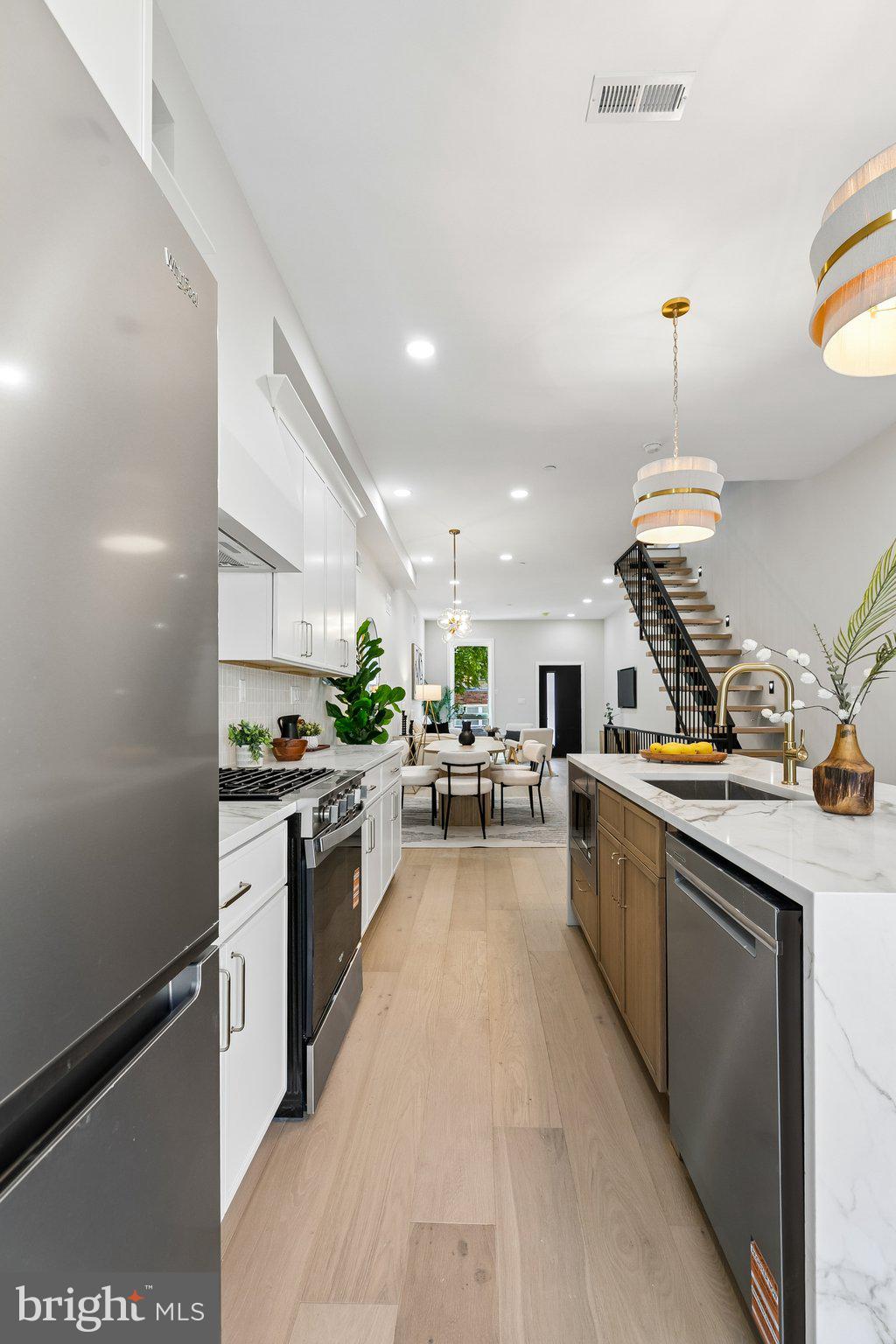 1439 South 8th Street Philadelphia, PA 19147 - Photo 17 of 72