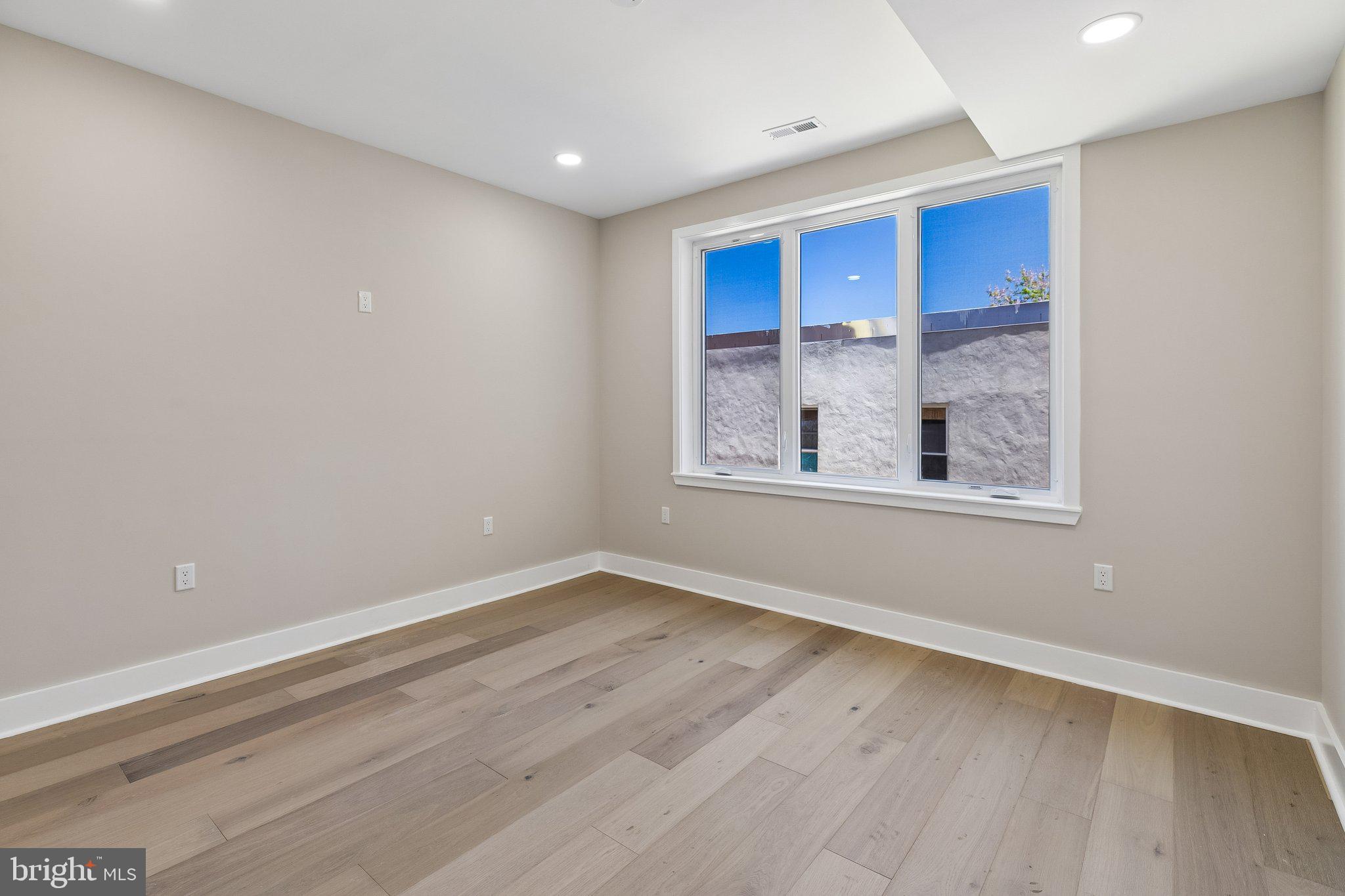 1439 South 8th Street Philadelphia, PA 19147 - Photo 33 of 72