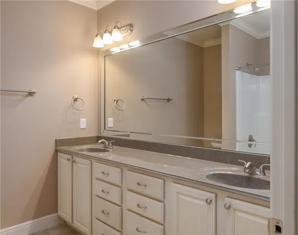 $165,000 | 3234 Military Highway, Unit C, Pineville, LA 71360