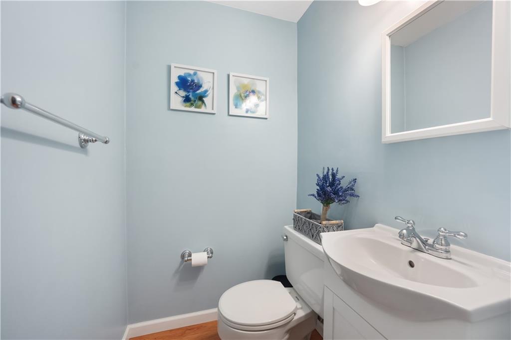 341 Ridge Point Circle Bridgeville, PA 15017 - Photo 7 of 16 Gallery Image 7