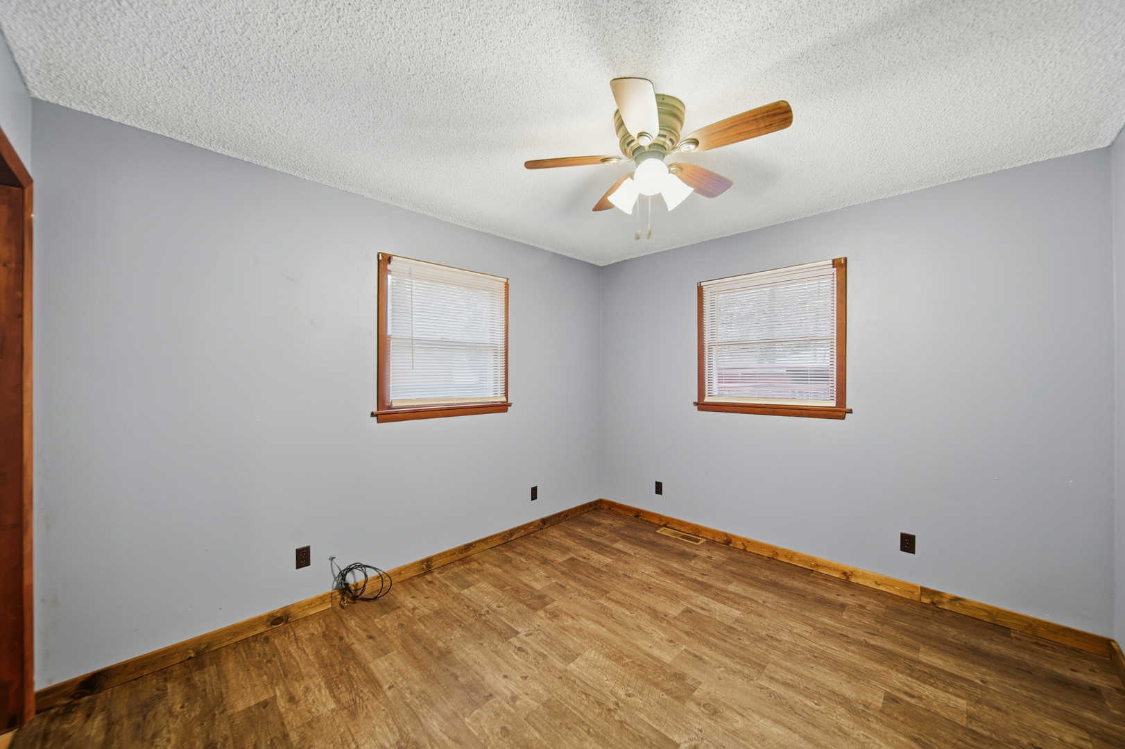 513 1st Avenue Dixon, IL 61021 - Photo 21 of 39