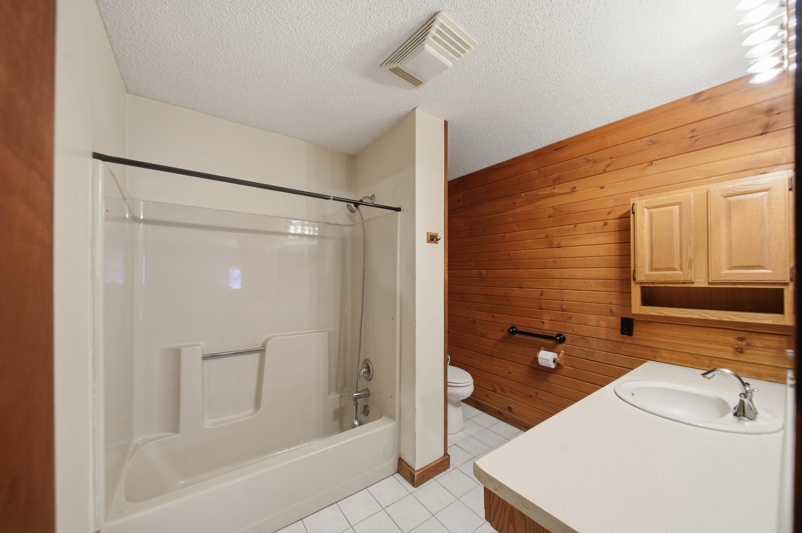 513 1st Avenue Dixon, IL 61021 - Photo 24 of 39