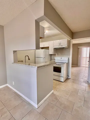 $1,550 | 1500 North Congress Avenue, Unit A202, West Palm Beach, FL 33401