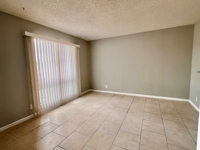 $1,550 | 1500 North Congress Avenue, Unit A202, West Palm Beach, FL 33401