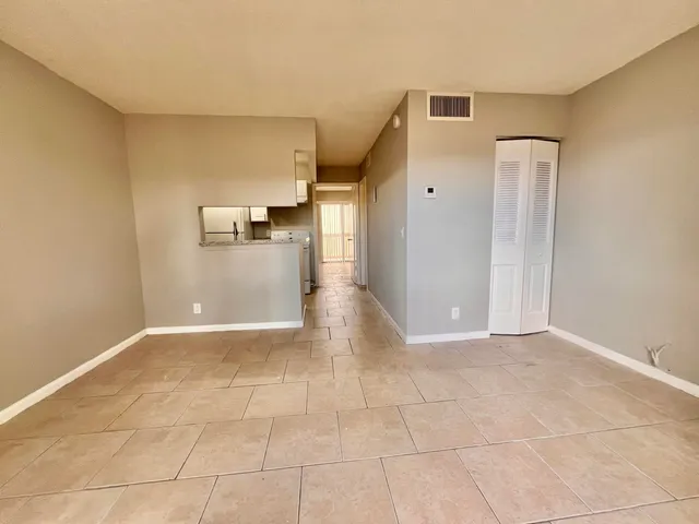 $1,550 | 1500 North Congress Avenue, Unit A202, West Palm Beach, FL 33401