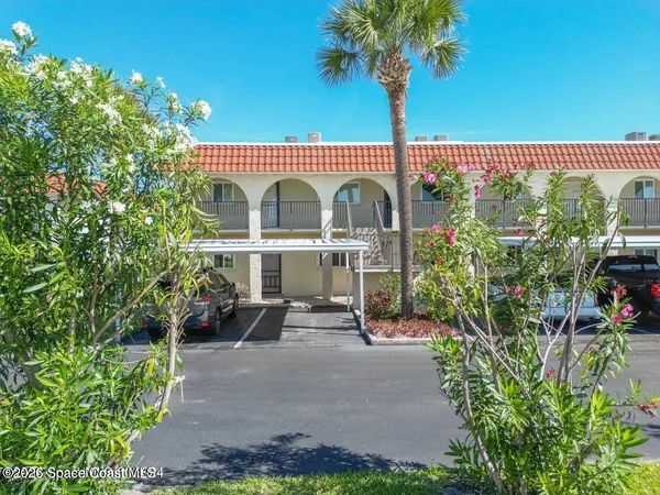$1,500 | 201 St Lucie Lane, Unit 201, Cocoa Beach, FL 32931