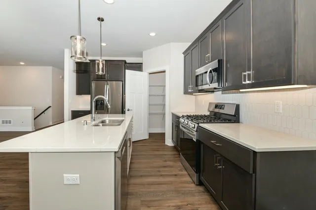 $469,900 | 8312 85th Avenue, Pleasant Prairie, WI 53158