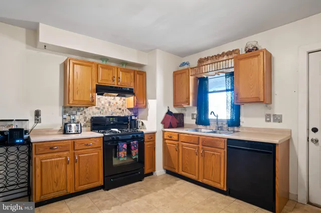 $159,900 | 231 West Dauphin Street, Enola, PA 17025