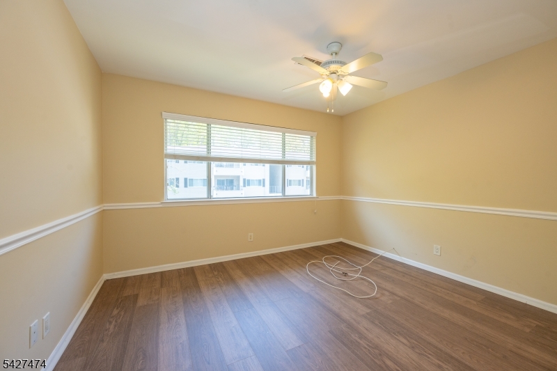 50 West Lindsley Road Cedar Grove, NJ 07009 - Photo 12 of 26