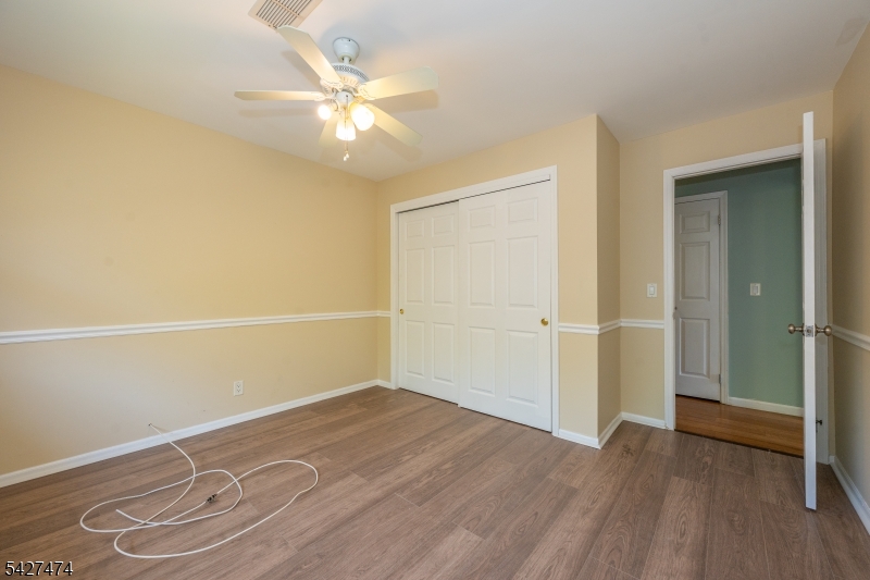 50 West Lindsley Road Cedar Grove, NJ 07009 - Photo 13 of 26