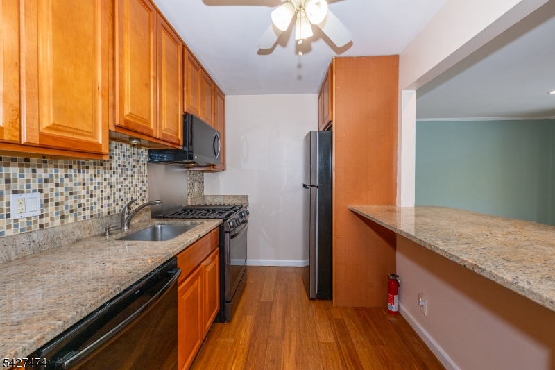 50 West Lindsley Road Cedar Grove, NJ 07009 - Photo 2 of 26