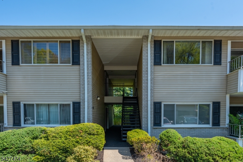 50 West Lindsley Road Cedar Grove, NJ 07009 - Photo 23 of 26