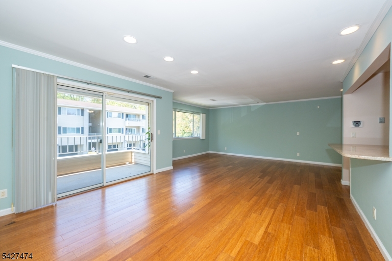 50 West Lindsley Road Cedar Grove, NJ 07009 - Photo 5 of 26
