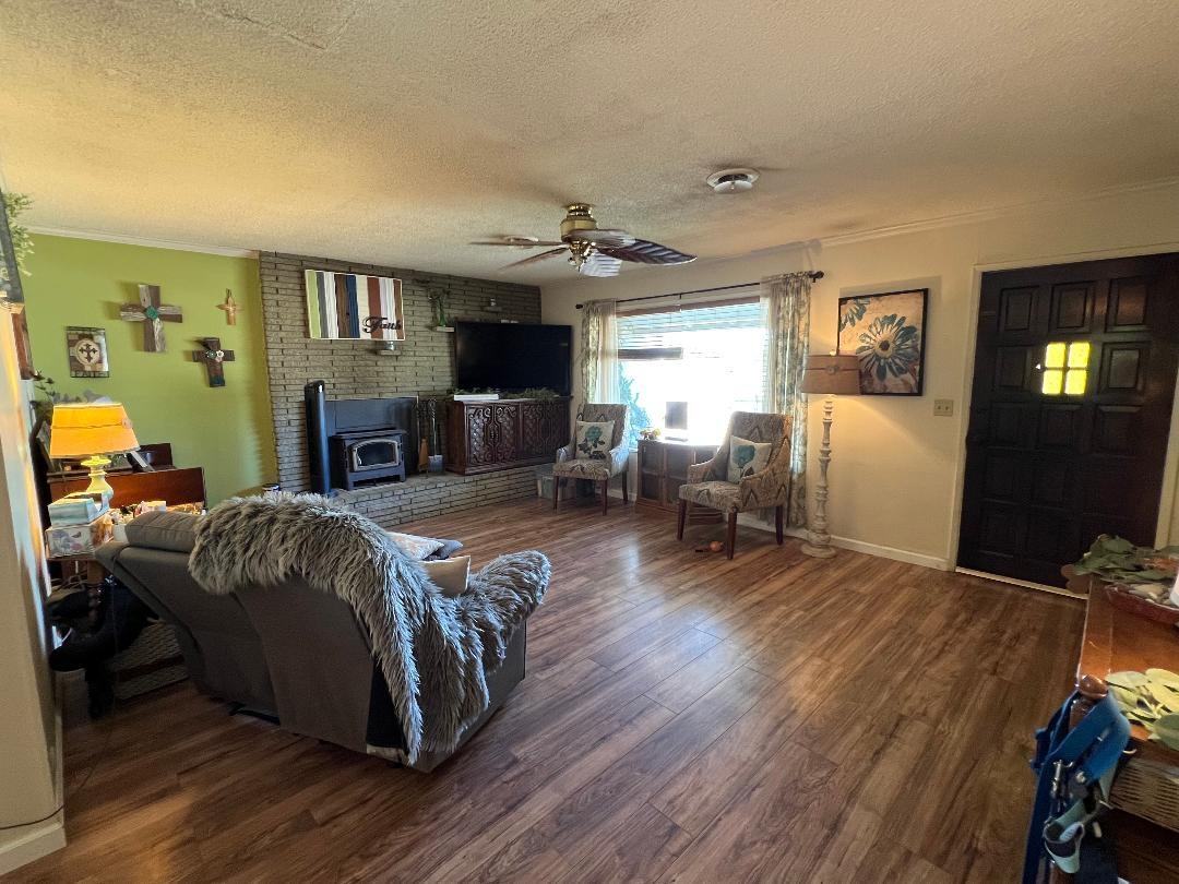 22031 Fern Avenue Red Bluff, CA 96080 - Photo 6 of 26