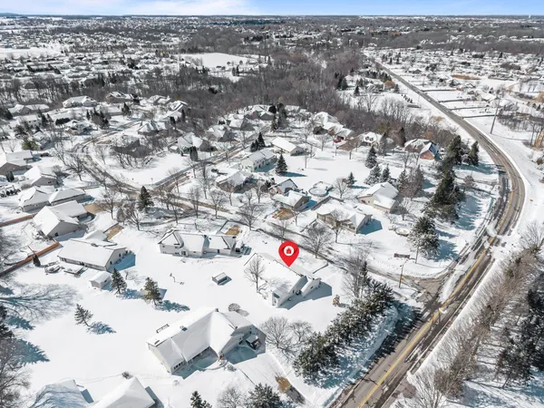 $380,000 | 101 Ombre Rose Drive, Combined Locks, WI 54113