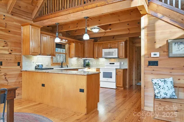 $655,000 | 116 Wahuhu Court, Brevard, NC 28712