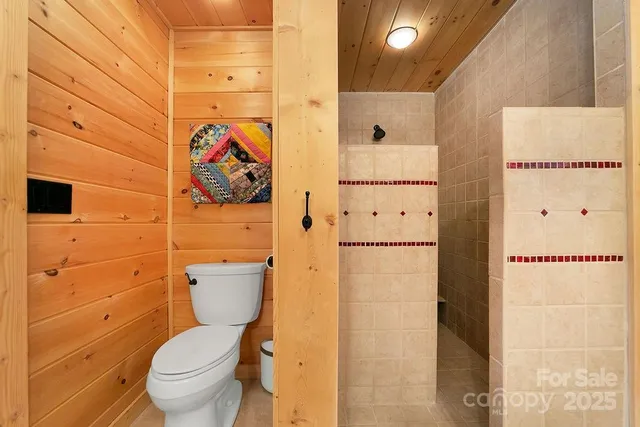 $655,000 | 116 Wahuhu Court, Brevard, NC 28712