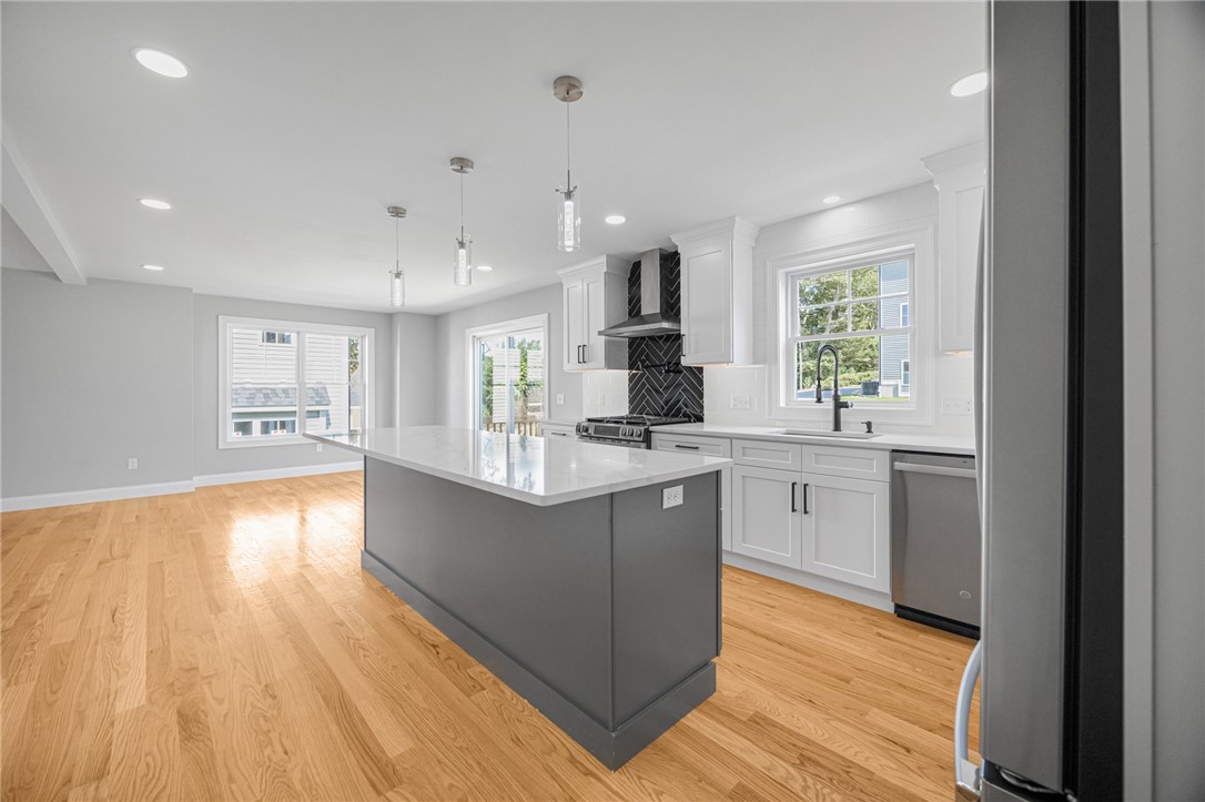 188 St Louis Avenue Woonsocket, RI 02895 - Photo 11 of 30