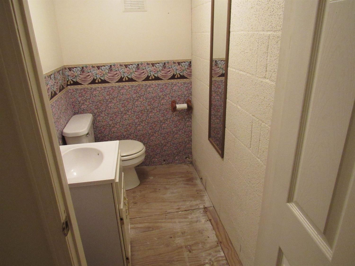 1265 Roy Dugger Road London, KY 40741 - Photo 16 of 49 Photo 16
