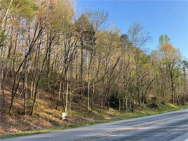 $289,000 | 1 Valley Drive, Jonesville, NC 28642