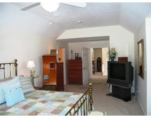 51 Barnstable Road Norfolk, MA 02056 - Photo 20 of 24 Gallery Image 20