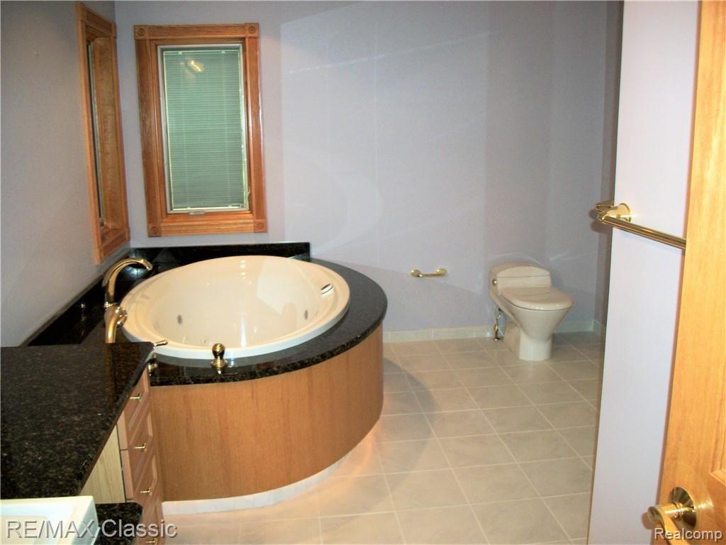 7679 Kearney Road Whitmore Lake, MI 48189 - Photo 31 of 68 103_2896.jpg