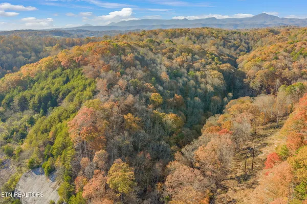 $499,900 | South Charles G Seivers Boulevard, Clinton, TN 37716