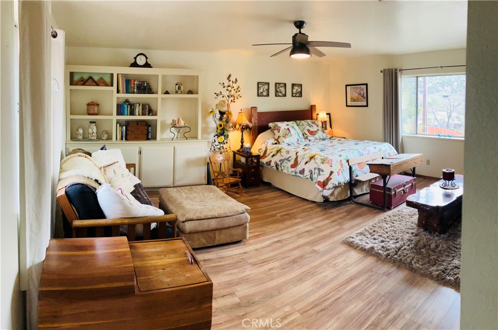 921 Piru Way Frazier Park, CA 93225 - Photo 30 of 54 Very Spacious Primary Bedroom