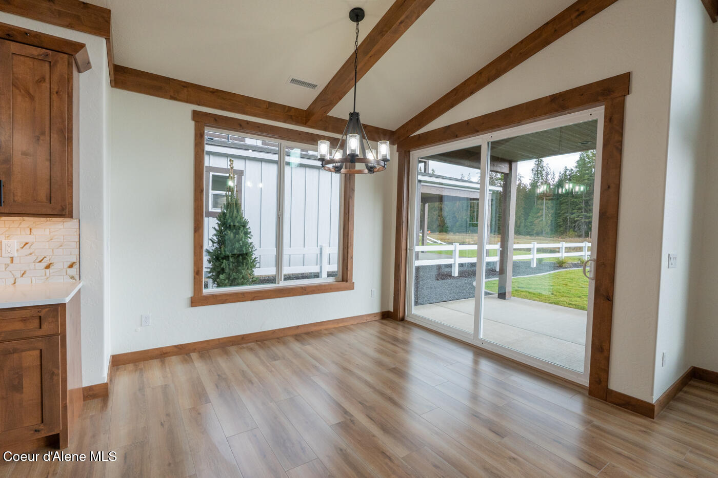 127 Backtrack Road Sandpoint, ID 83864 - Photo 12 of 30 dining area