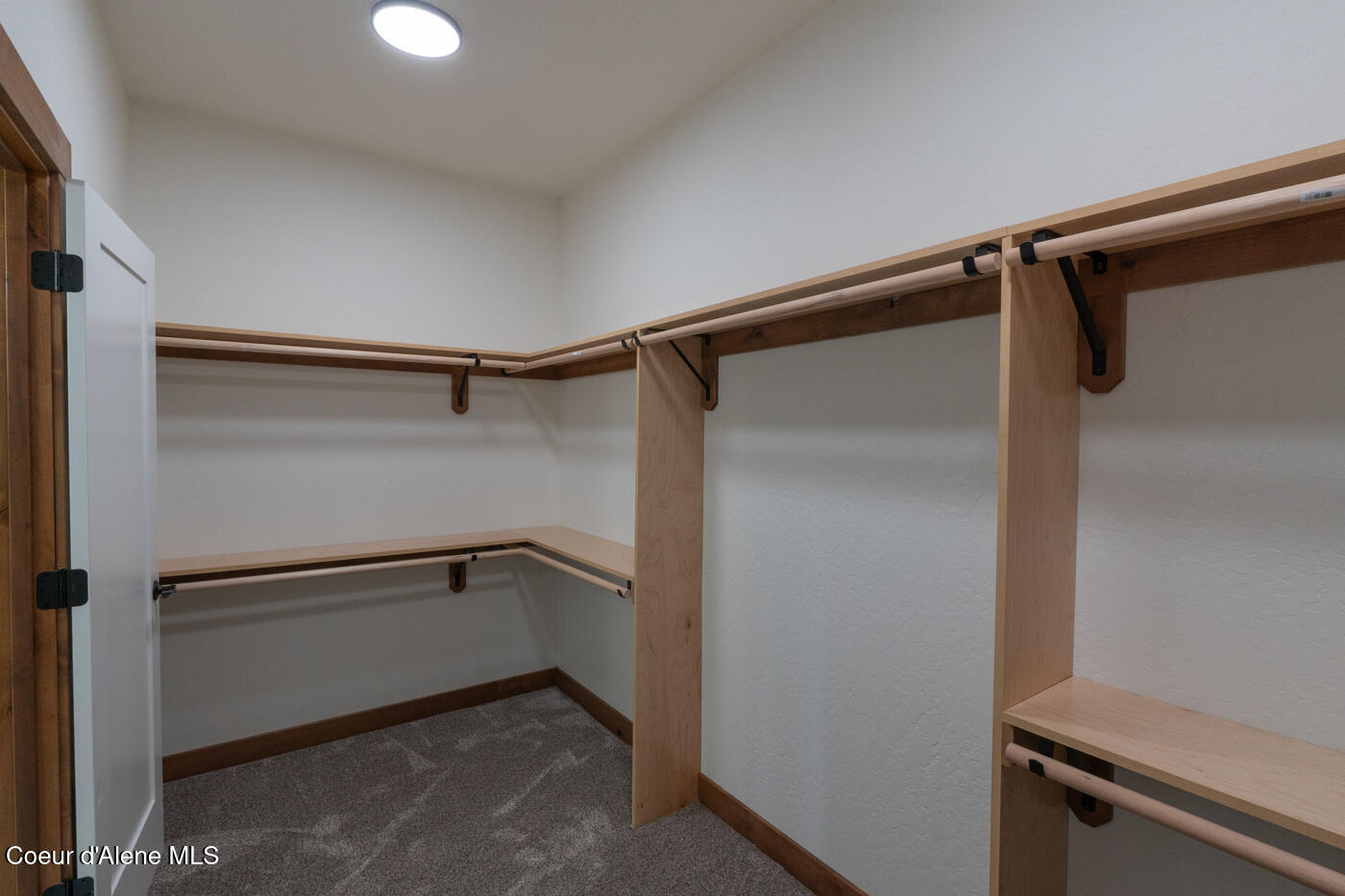 127 Backtrack Road Sandpoint, ID 83864 - Photo 14 of 30 master closet