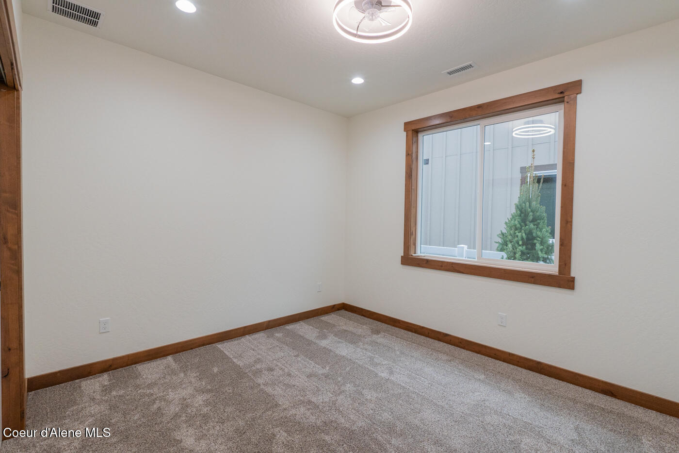 127 Backtrack Road Sandpoint, ID 83864 - Photo 18 of 30 bedroom 2