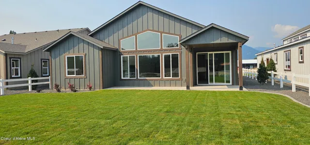 $739,900 | 127 Backtrack Road, Sandpoint, ID 83864