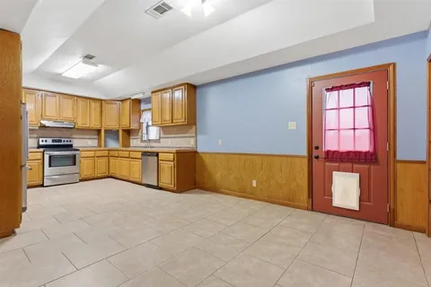 $249,900 | 1928 Yvonne Drive, Lake Charles, LA 70615