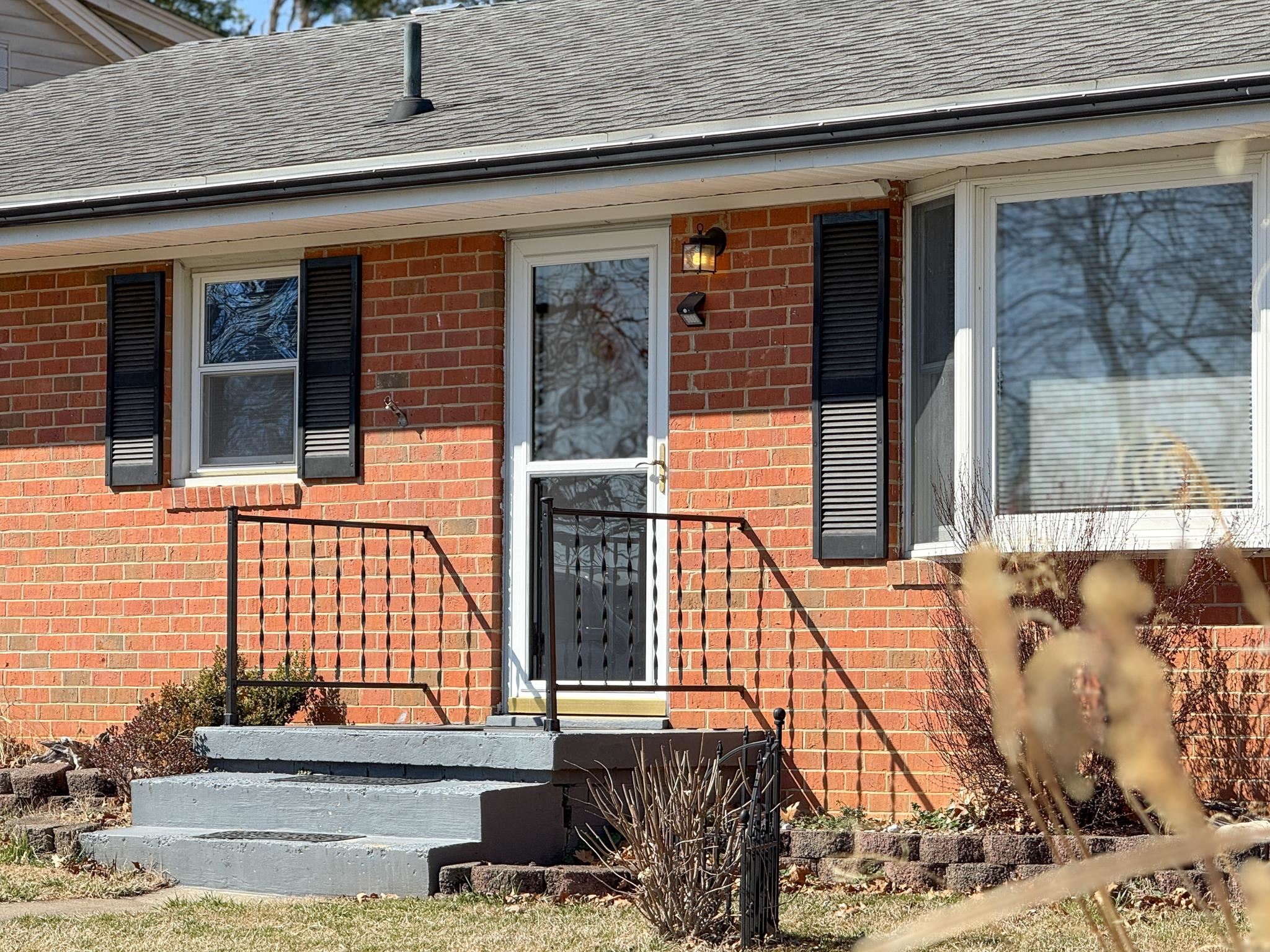 1606 Ridgeway Drive Staunton, VA 24401 - Photo 3 of 27 a view of house and front door