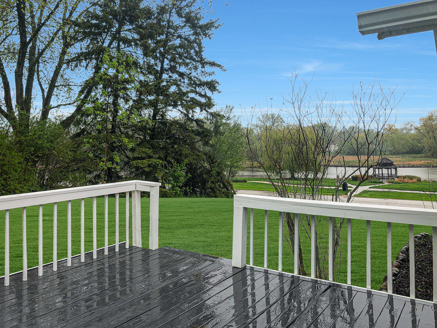 200 Hickory Drive Lindenhurst, IL 60046 - Photo 32 of 34 a view of outdoor space with deck and yard