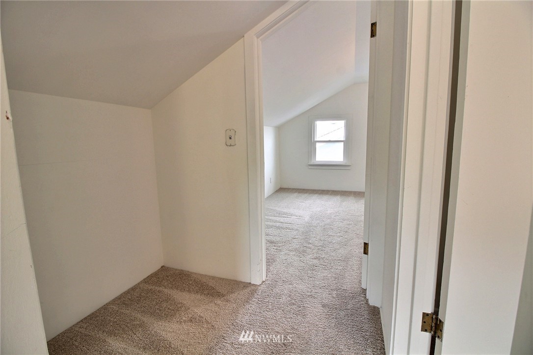 3606 Rockefeller Avenue Everett, WA 98201 - Photo 17 of 25