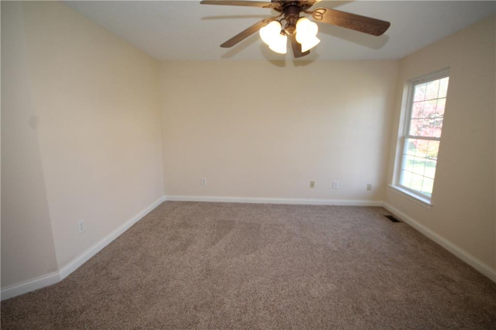 6090 Prairie Stream Way Columbus, IN 47203 - Photo 18 of 34 Gallery Image 18