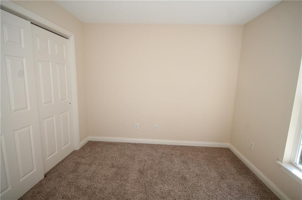 6090 Prairie Stream Way Columbus, IN 47203 - Photo 22 of 34 Gallery Image 22