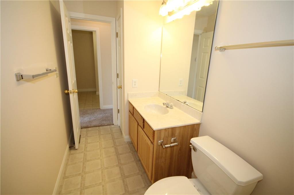 6090 Prairie Stream Way Columbus, IN 47203 - Photo 27 of 34 Gallery Image 27
