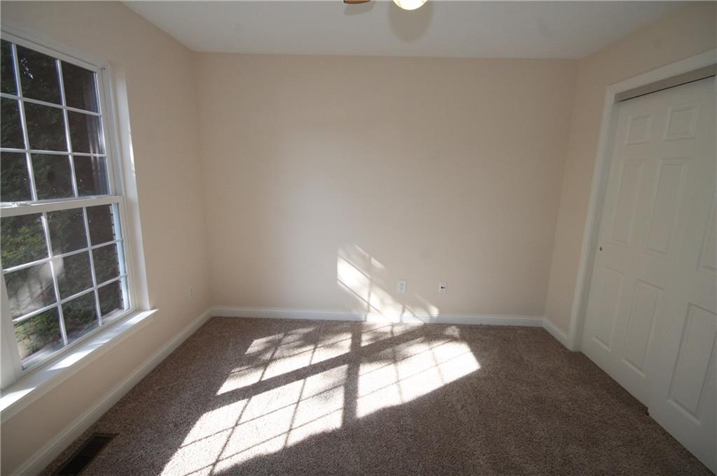 6090 Prairie Stream Way Columbus, IN 47203 - Photo 29 of 34 Gallery Image 29